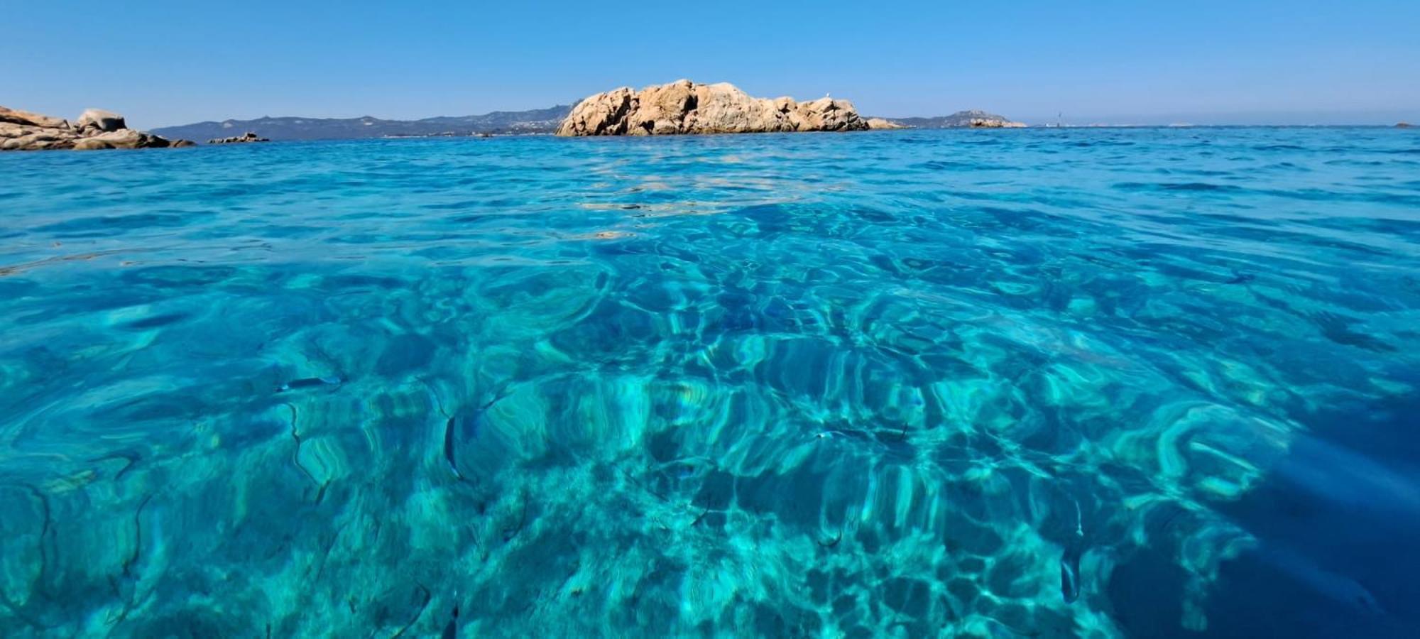Nest House Marina Di Olbia- Mater - Beaches - Close To The Airport - Private Parking- Full Comforts - Apartment