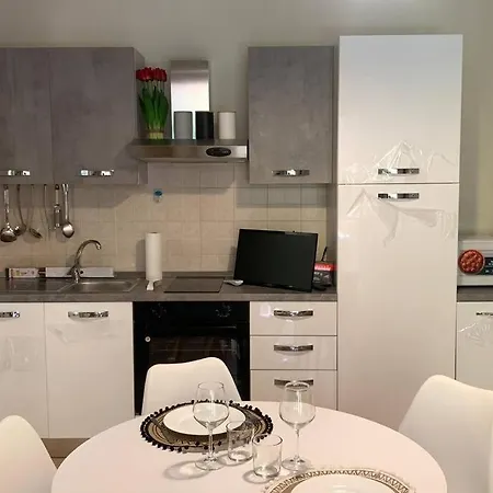 Nest House Marina Di Olbia- Mater Olbia - Beaches - Close To The Airport - Private Parking- Full Comforts - Exterior foto