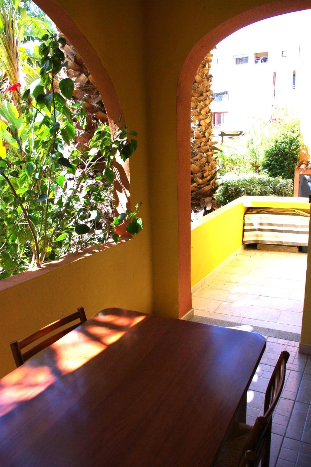 Apartment Nest House Marina Di Olbia- Mater - Beaches - Close To The Airport - Private Parking- Full Comforts - Olbia