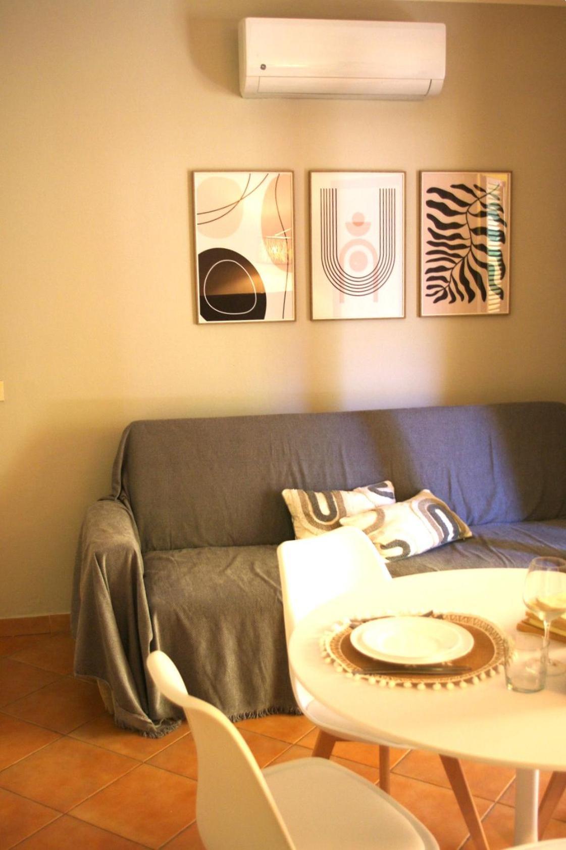 Nest House Marina Di Olbia- Mater - Beaches - Close To The Airport - Private Parking- Full Comforts - Olbia