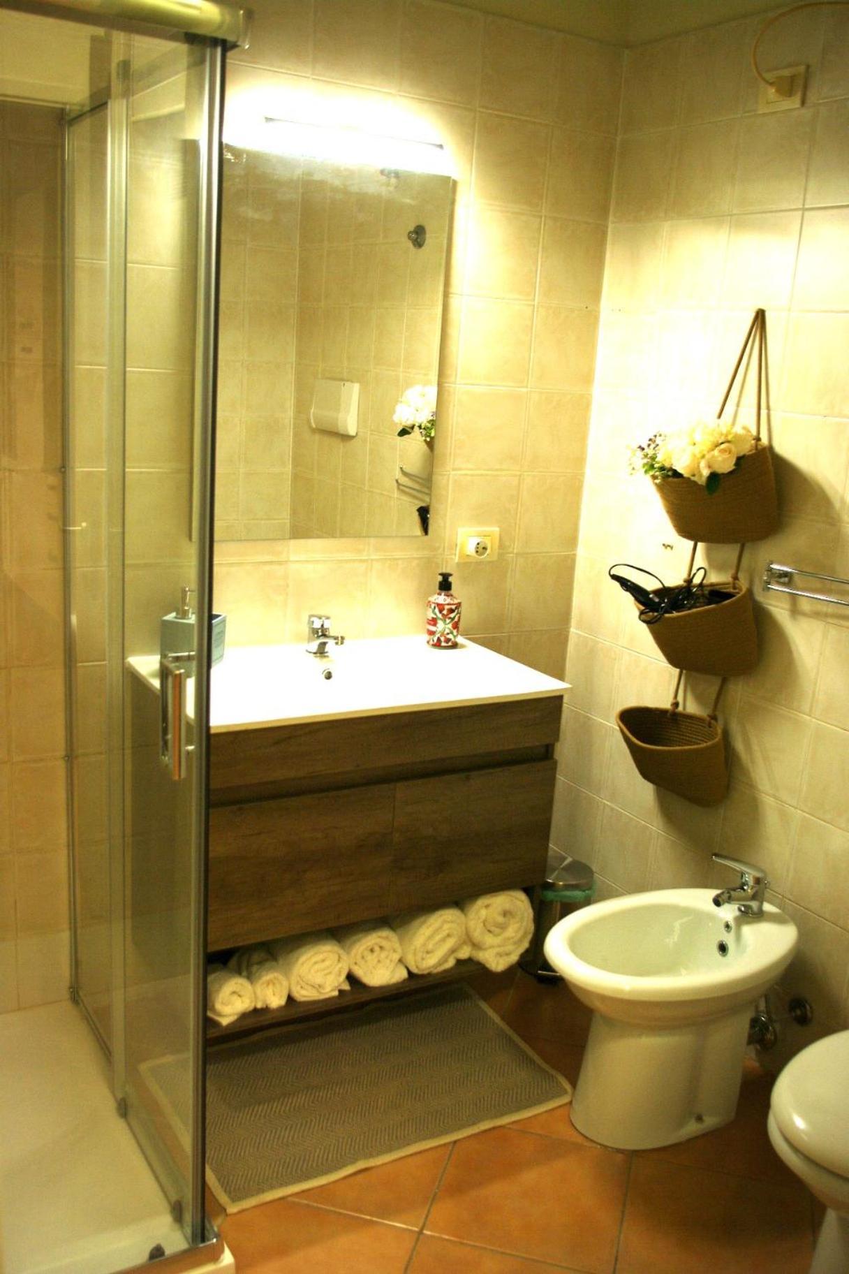 Apartment Nest House Marina Di Olbia- Mater - Beaches - Close To The Airport - Private Parking- Full Comforts - Olbia